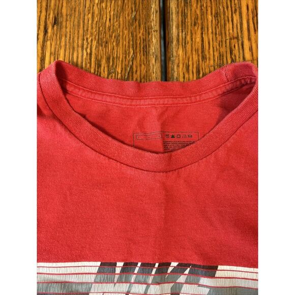 Nike Men's Red T Shirt Retro Size L Large Short Sleeve - Picture 6 of 16